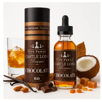 Five Pawns - Castle Long Reserve - Chocolate 5Oml Omg ShortfillFive Pawns - Castle Long Reserve - Chocolate 5Oml Omg ShortfillCastle Long Reserve SchokoladeneditionTauchen Sie ein in den genussvollen Luxus der Castle Long Reserve Chocolate Edition von Five Pawns. Diese dekadente Mischung vereint weiche Schokolade und süße Melasse mit dem kultigen Castle Long-Profil und schafft so ein reichhaltiges, dessertähnliches Erlebnis. Ergänzt durch die charakteristischen Noten von Bourbon, gerösteter Kokosnuss und gerösteten Mandeln bietet jeder Zug eine samtige Balance von tiefen, befriedigenden Aromen.Die Chocolate Edition ist perfekt für alle, die eine kühne Abwandlung eines Klassikers suchen und bietet einen luxuriösen und beruhigenden Zug, der jedes Verlangen stillt.50PG/50VG-MischungHersteller Five PawnsSortiment OriginalLand USAGeschmack : Gourmet, SchokoladePG/VG-Verhältnis 50/50 BlendVerpackung 50ml GlasflascheFüllmenge: 50ml16241Five Pawns Signature vapor Liquids California29,90 CHFsmoke-shop.ch29,90 CHF