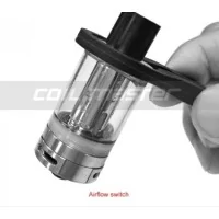 Vape Tweezer Original Vape DistrictLieferunfang: 1x Vape Tweezer von Vape District ,&nbsp;Keramikspitzen und Gummihalterung für einfaches öffnen ihrer TankclearomizersDie „Vape Tweezers“ ist ein kleines, ultra-praktisches und unverzichtbares Werkzeug für alle unsere erfahrenen Vaper. Diese kleine Klemme hat mehrere Funktionen, alle in 1.Es erlaubt, dank seiner keramischen Pasten, die Spule zu justieren, während es erhitzt wird, die Dichtungen Ihrer Zerstäuber zu ändern, den Tank oder die Widerstände mit der Polycarbonat-Spitze zu straffen oder zu lösen, ohne zu zwingen und schmutzige Hände zu bekommen oder einen Ring Airflow zum Beispiel zu entsperren. Dies ist nur eine erschöpfende Liste der Möglichkeiten, die Ihnen mit diesem Werkzeug zur Verfügung stehenHergestellt von Vape DistrictDie keramischen KlemmenUnterstützt hohe TemperaturenFlexible Klemme für einen komfortablen Preis beim Wiederaufbau CoilsDer Schlüssel ist in einer Reihe von Tanks von 7 bis 24 mm DurchmesserGeliefert mit 1 Adapter verwendet.2387Smoke-Shop.ch2,90&nbsp;CHFsmoke-shop.ch2,90&nbsp;CHF