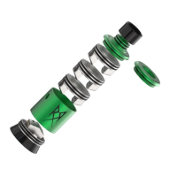 Recoil R3 RDA - Single Coil - Thunder Cloud x Grimm Green - vers. FarbenAls neuestes Modell der Serie bietet der Recoil R3 RDA Single Coil eine außergewöhnliche Aromaleistung.Postless Single/Dual Coil-Deck mit Winkel für eine einfache Installation der Coils.Tankinhalt 2 ml.Einstellbarer Airflow durch austauschbare Kammer (3,0 mm vorinstalliert, 2,5 und 2,0 mm im Lieferumfang enthalten), perfekt für RDL- bis DL-Züge.Adapter für 510-Drip-Tip im Lieferumfang enthalten für maximale Individualisierung.Kompatibel mit Bottom Feeder (Pin im Lieferumfang enthalten).Robuste Konstruktion aus Aluminium und Edelstahl.Passend für Mods mit einem Durchmesser von maximal 24 mm.17029Thunder Cloud x EL39,90&nbsp;CHFsmoke-shop.ch39,90&nbsp;CHF