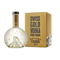 Studer Swiss Gold GIN mit echtem Goldflitter, 22 Karat, 70clDer Studer Swiss Gold Gin zieht mit seinem edlen Goldflitter und der attraktiven Matterhorn-Flasche alle Blicke auf sich.Alkoholgehalt&nbsp;&nbsp;&nbsp; 40%Flascheninhalt&nbsp;&nbsp; 70clHerkunftsland&nbsp; &nbsp; Schweiz17437Gin - Getränke69,90&nbsp;CHFsmoke-shop.ch69,90&nbsp;CHF