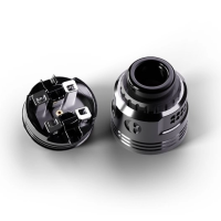 Turnstone RDA 30mm - Early Bird - Gun Metal PVD- SelbstwickelverdampferDer Turnstone RDA von Early Bird vereint modernes Design mit optimiertem Luftstrom und sorgt so für ein kraftvolles, flüssiges und geschmacksintensives Dampferlebnis.Ein/zwei-Coil-Platte mit vier Anschlüssen für eine einfache Montage der Coils.Kompatibel mit Bottom-Feed-Systemen dank des mitgelieferten Schnellverschluss-Squonk-Pins.Einstellbarer Side-to-Bottom-Luftstrom für optimale Luftverteilung, perfekt für DL-Dampfen.Wärmesenke aus Polycarbonat für optimale Wärmeregulierung.810-Drip-Tip mit breiter Öffnung (im Lieferumfang enthalten).Robuste Konstruktion aus Edelstahl.Bündig mit Mods, die Verdampfer mit einem maximalen Durchmesser von 30 mm aufnehmen.Turnstone RDA 30mm - Early Bird - Gun Metal PVD- Selbstwickelverdampfer17376Early Bird -75,00&nbsp;CHFsmoke-shop.ch75,00&nbsp;CHF