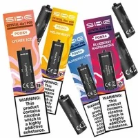 SKE Crystal 4in1 Pods - vers. Geschmacksrichtungen 2 Pods - 20mgDie SKE Crystal 4in1 Vorgefüllten Pods bieten eine praktische Lösung für ein vielfältiges Dampferlebnis. Jedes Set enthält vier vorgefüllte Pods, die eine einfache und unkomplizierte Nutzung ermöglichen. Diese Pods sind kompatibel mit dem&nbsp;SKE Crystal 4in1 Pod-System&nbsp;und bieten eine Auswahl an verschiedenen Geschmacksrichtungen.Jeder Pod enthält 2 ml E-Liquid und kann bis zu 600 Züge liefern. Insgesamt sind das 2400 Puffs voller Geschmack und Komfort. Mit einer breiten Palette von Geschmacksrichtungen sind die SKE Crystal 4in1 Vorgefüllten Pods eine praktische und geschmackvolle Option für Dampfer aller Erfahrungsstufen.Die Spezifikationen sind wie folgt: Die Anzahl der Pods beträgt 2 Stück. Die Kapazität pro Pod beträgt 2 ml E-Liquid. Die Anzahl der Züge pro Pod liegt bei bis zu 600 Zügen. Die Pods sind kompatibel mit dem&nbsp;SKE Crystal 4in1 Pod-System. Die Nikotinstärken liegen bei 20 mg Salznikotin.1 x SKE Crystal 4in1 vorbefüllte Pods 2er-Pack17526SKE - Big Vapes -9,90&nbsp;CHFsmoke-shop.ch9,90&nbsp;CHF