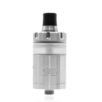 SQuape A[rise] RTA 22mm MTL (Selbstwickler)Der SQuape A[rise] 22mm MTL ist ein in der Schweiz produzierter Tankselbstwickelverdampfer der Firma StattQualm. Der A[rise] 22mm MTL ist die kleine Version des bekannten SQuape A[rise] aus dem Jahr 2020 und zugleich das 10 Jahr Jubiläumsmodell.12906Stattqualm / Squape98,00&nbsp;CHFsmoke-shop.ch98,00&nbsp;CHF