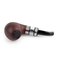 E-pipe P6 Ebony 4ml 1100mAh - Kamry - E PfeifeKamry P6 E‑Pipe – Klassische Eleganz mit moderner TechnikModern, stilvoll und besonders benutzerfreundlich – die P6 E‑Pipe von Kamry verbindet das klassische Pfeifendesign mit zeitgemäßer E‑Zigaretten‑Technologie. Die edle Holzoptik verleiht der E‑Pipe ein elegantes Erscheinungsbild und sorgt für eine angenehme Haptik.Der integrierte 1100 mAh Akku wird komfortabel über USB‑C geladen und liefert eine einstellbare Leistung von bis zu 35 Watt. Mit einem Tankvolumen von 4 ml und praktischem Top‑Fill‑System ist die P6 ideal für den täglichen Gebrauch.Die E‑Pipe ist kompatibel mit P6 Mesh Coils (0,5 Ohm) und bietet dank der einstellbaren Airflow ein angenehmes RDL‑Zugverhalten. Ein klares LED‑Display zeigt jederzeit den aktuellen Akkustand an. Das proprietäre PC‑Drip‑Tip sorgt für hohen Komfort, während die Tastenaktivierung eine zuverlässige und präzise Bedienung ermöglicht.17584Kangerm E-Shisha68,00 CHFsmoke-shop.ch68,00 CHF E-pipe P6 Ebony 4ml 1100mAh - Kamry - E PfeifeKamry P6 E‑Pipe – Klassische Eleganz mit moderner TechnikModern, stilvoll und besonders benutzerfreundlich – die P6 E‑Pipe von Kamry verbindet das klassische Pfeifendesign mit zeitgemäßer E‑Zigaretten‑Technologie. Die edle Holzoptik verleiht der E‑Pipe ein elegantes Erscheinungsbild und sorgt für eine angenehme Haptik.Der integrierte 1100 mAh Akku wird komfortabel über USB‑C geladen und liefert eine einstellbare Leistung von bis zu 35 Watt. Mit einem Tankvolumen von 4 ml und praktischem Top‑Fill‑System ist die P6 ideal für den täglichen Gebrauch.Die E‑Pipe ist kompatibel mit P6 Mesh Coils (0,5 Ohm) und bietet dank der einstellbaren Airflow ein angenehmes RDL‑Zugverhalten. Ein klares LED‑Display zeigt jederzeit den aktuellen Akkustand an. Das proprietäre PC‑Drip‑Tip sorgt für hohen Komfort, während die Tastenaktivierung eine zuverlässige und präzise Bedienung ermöglicht.17584Kangerm E-Shisha68,00 CHFsmoke-shop.ch68,00 CHF