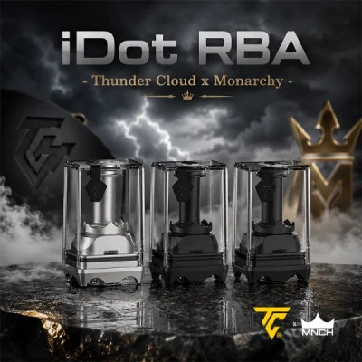 iDot RBA Edition - Thunder Cloud x Monarchy (Selbstwickeleinheit) DCL GrauDie iDot RBA Edition vereint die Ingenieurskunst von Monarchy mit der Expertise von ThunderCloud und bietet eine hochwertige RBA-Lösung für alle Besitzer eines dotAIO-Systems. Entwickelt für maximalen Geschmack und eine einfache Handhabung, überzeugt der Verdampfer durch seine präzise Luftführung und zahlreiche Individualisierungsmöglichkeiten.Das benutzerfreundliche Single-Coil-Deck ermöglicht einen unkomplizierten Wickelaufbau und eignet sich sowohl für erfahrene Selbstwickler als auch für ambitionierte Einsteiger. Mit einem Fassungsvermögen von 3.8 ml und der praktischen Front-Befüllung lässt sich der Tank schnell und sauber nachfüllen.17791Thunder Cloud x EL69,90 CHFsmoke-shop.ch69,90 CHF iDot RBA Edition - Thunder Cloud x Monarchy (Selbstwickeleinheit) DCL GrauDie iDot RBA Edition vereint die Ingenieurskunst von Monarchy mit der Expertise von ThunderCloud und bietet eine hochwertige RBA-Lösung für alle Besitzer eines dotAIO-Systems. Entwickelt für maximalen Geschmack und eine einfache Handhabung, überzeugt der Verdampfer durch seine präzise Luftführung und zahlreiche Individualisierungsmöglichkeiten.Das benutzerfreundliche Single-Coil-Deck ermöglicht einen unkomplizierten Wickelaufbau und eignet sich sowohl für erfahrene Selbstwickler als auch für ambitionierte Einsteiger. Mit einem Fassungsvermögen von 3.8 ml und der praktischen Front-Befüllung lässt sich der Tank schnell und sauber nachfüllen.17791Thunder Cloud x EL69,90 CHFsmoke-shop.ch69,90 CHF